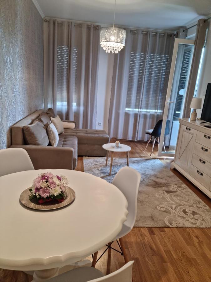 Apartman Anamarija Apartment Banja Luka Luaran gambar